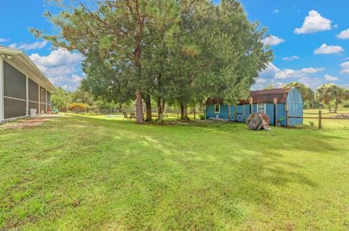2380 70th Ave, Naples, FL 34120-6440