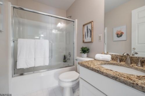 1601 Northcrest Ter, Whippany NJ exterior