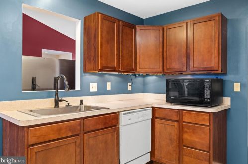 220 Musket Ln, Locust Grove VA  22508-5516 exterior