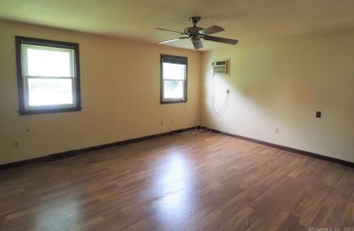 96 Strawberry Ln, Manchester CT  06040-6932 exterior