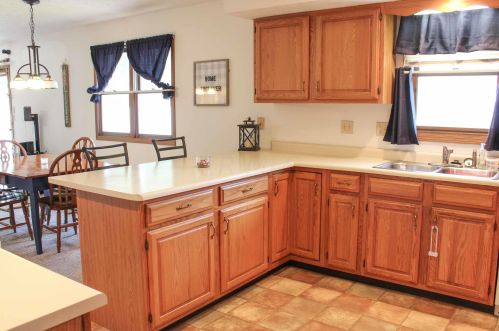 401 Kimberly Dr, Washington Ch, OH 43160-1773