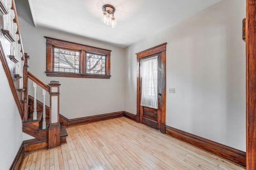 516 3rd Ave, East Farmington, WI 54020-8173