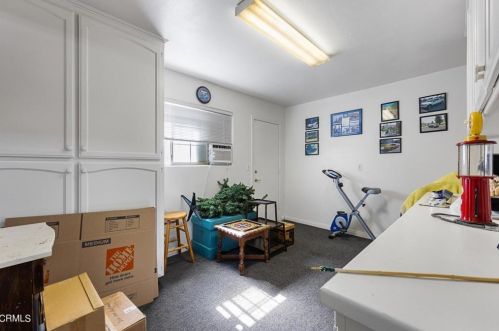 408 Calle Manzana, Bakersfield CA 93314-4247 exterior