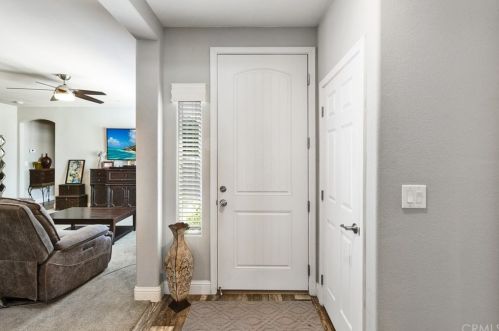 29885 Camino Del Sol Dr, Temecula CA  92592-2114 exterior