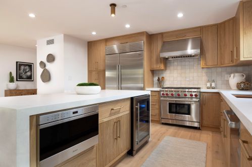 627 Dolores Dr, Santa Barbara CA  93109-1608 exterior