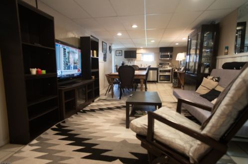 3 Lewis St, Nutley NJ  07110-3345 exterior