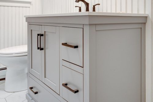 38 Eldor Dr, Walpole MA  02071-1020 exterior