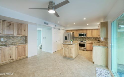 5924 86th St, Scottsdale AZ  85250-6323 exterior