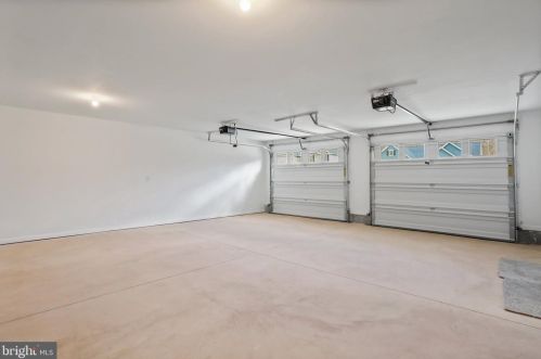 1198 Happy Ridge Dr, Front Royal VA  22630-5302 exterior