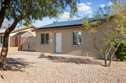 8231 8th Pl, Phoenix, AZ 85020-3445