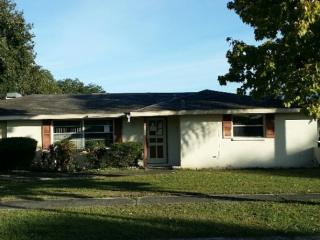 3589 7th Ave, Largo, FL 33771-2726