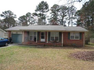 502 Lakewood Dr, Jacksonville, NC 28546-4616