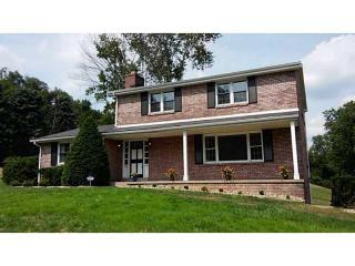 1069 Old Hills Rd, Mckeesport, PA 15135-2133