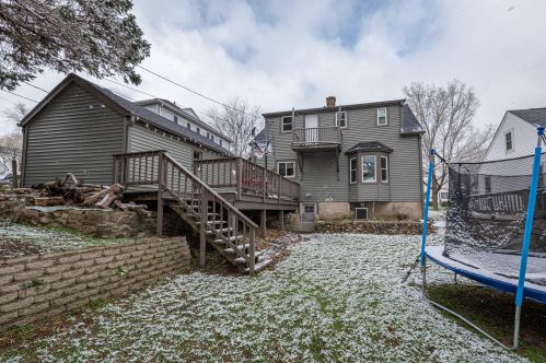 657 2nd Ave, West Bend WI  53095-4013 exterior