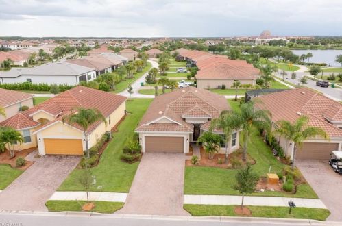 4901 Lowell Dr, Ave Maria, FL 34142-9574