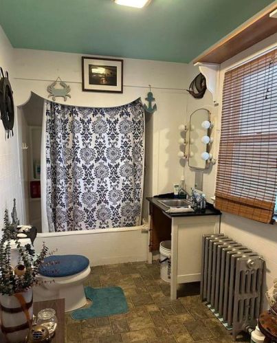 549 Division St, Bangor PA  18013-1805 exterior