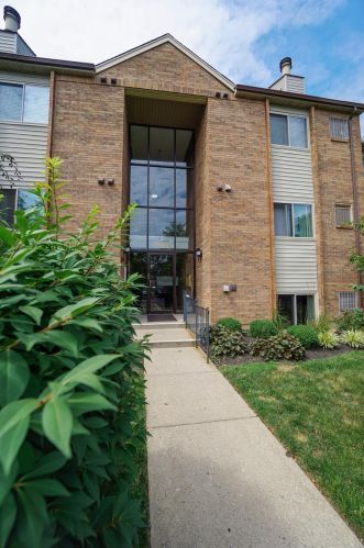 5981 Meadow Creek Dr, Milford, OH 45150-5571