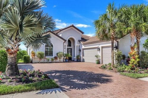 9231 Rialto Ln, Naples, FL 34119-2006