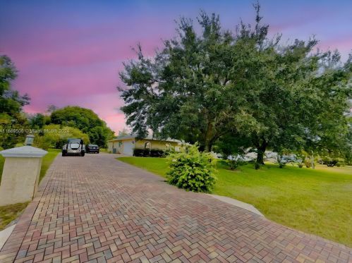 6081 85th Ln, Ocala, FL 34472-3426
