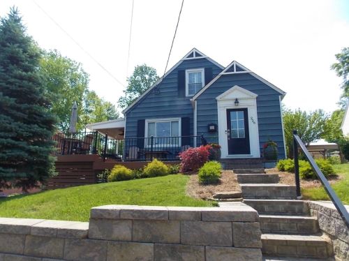 226 Rossford Ave, Newport, KY 41075-1212