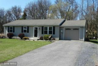 10 Irvin Dr, Lees Cross Roads, PA 17257-8204