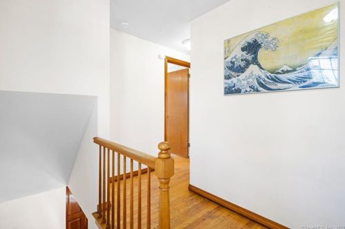 542 Forest St, Hartford CT  06118-2035 exterior