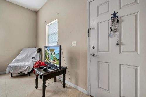 4210 Church St, Galveston TX  77550-1118 exterior