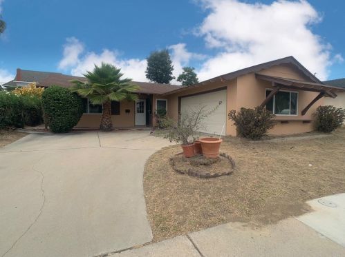 7262 Peter Pan Ave, San Diego, CA 92114-5925