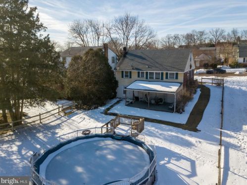 476 Belmont St, Pottstown PA 19464-5125 exterior