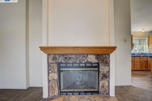 15451 Wicks Blvd, San Leandro, CA 94579-2200