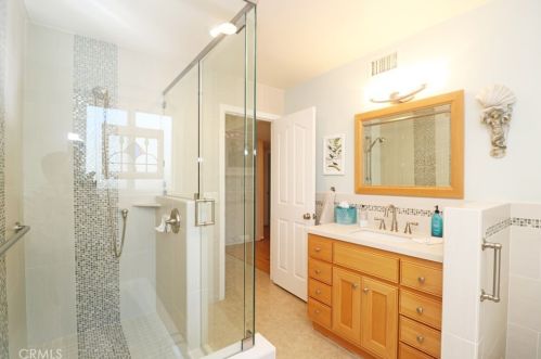 1032 Chestnut Ave, Orange CA 92867-3832 exterior