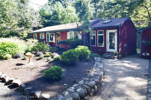 223 Shady Vly Rd, Coventry RI  02816-6812 exterior