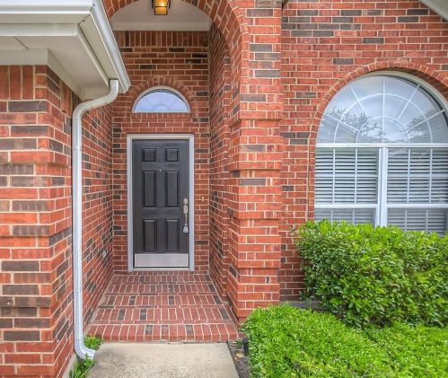 5138 Golfside Dr, Frisco TX  75035-8269 exterior