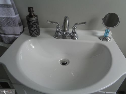 2316 Lexington Ave, Camden NJ  08110-1940 exterior