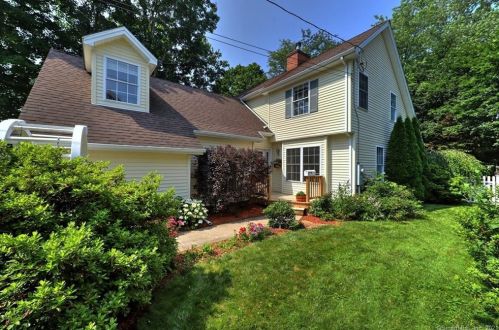 55 Noble Ave, Milford, CT 06460-4717