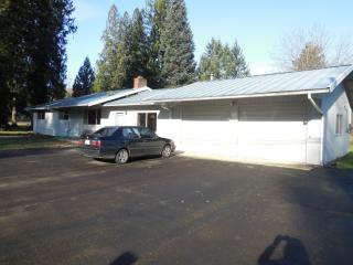 3214 Old Lewis River Rd, Woodland, WA 98674-9626