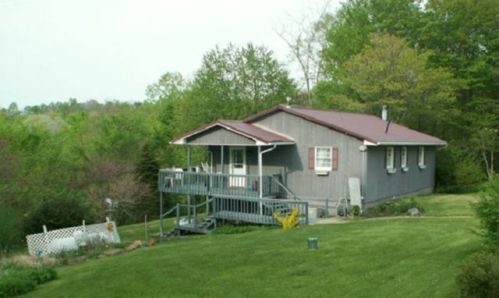 33576 Kennedy Ridge Rd, Freeport, OH 43973-9324