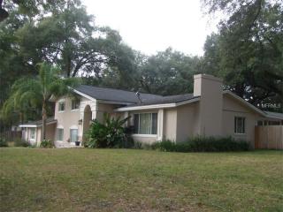 648 Forest Park Dr, Deland, FL 32720-1431