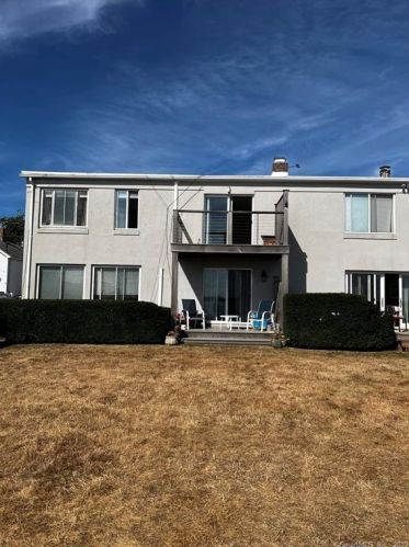 25 Hancox St, Stonington, CT 06378-1466