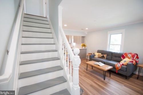 635 Ash St, Strasburg VA  22657-2028 exterior