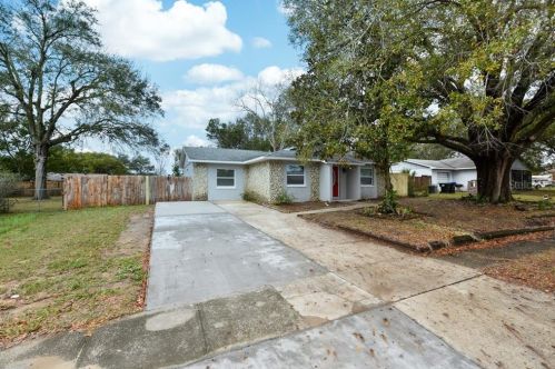 5326 Camrose Ct, Orlando, FL 32808-1411
