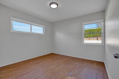 5842 Woodruff Ave, Lakewood CA  90713-1528 exterior