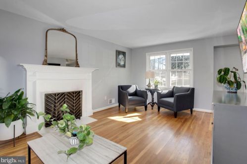 6618 Huntsman Blvd, Springfield VA 22152-2622 exterior