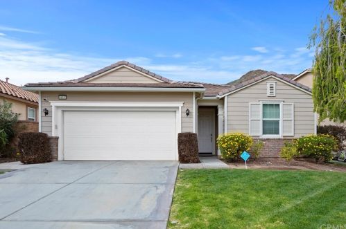 34332 Blossoms Dr, Lake Elsinore, CA 92532-2926