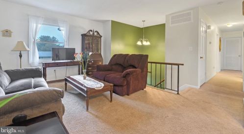 715 Culpeper St, Fredericksburg, VA 22405-3318