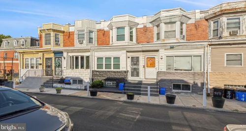 215 Edgewood St, Philadelphia, PA 19139-3709