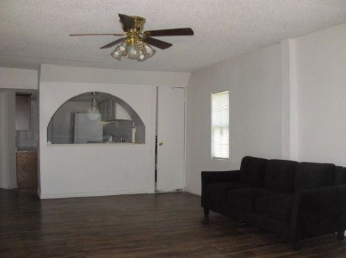 3419 Pickett St, Greenville TX  75401-4026 exterior