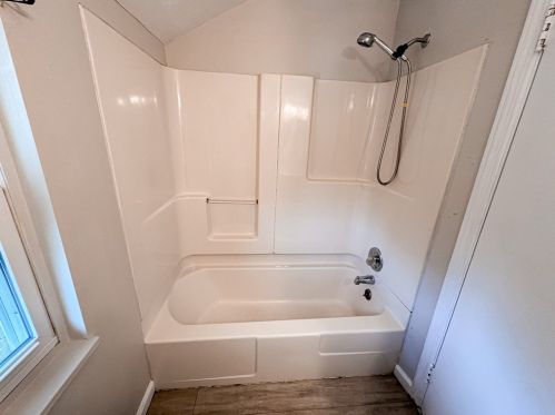 827 Woodward St, Mckeesport PA  15132-1660 exterior