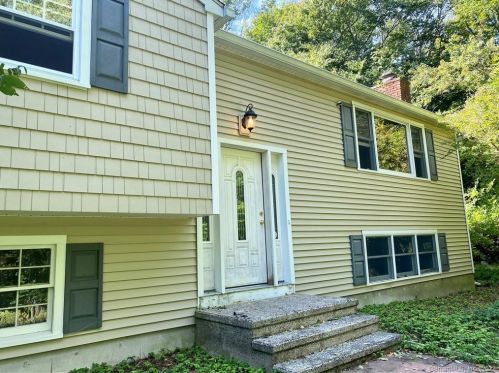 42 Windaway Rd, Bethel, CT 06801-1610