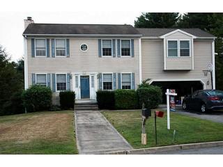 4 Cottonwood Ct, Smithfield RI  02917-1620 exterior